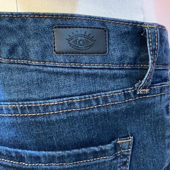 SOFIA VERGARA SKINNY RAW ANKLE DARK WASH JEAN SIZE 8 SOFT & STRETCHY - Picture 6 of 6